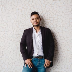 Jorge Eleazar Álvarez / Taddeo Barítono [México]